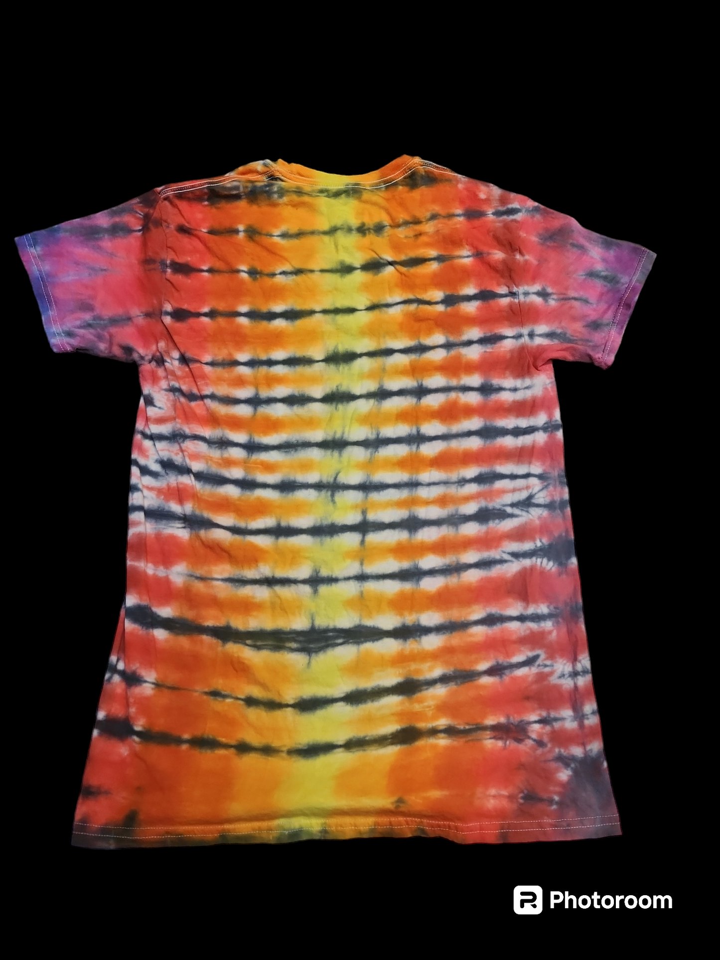 Medium tie dye crew neck 03