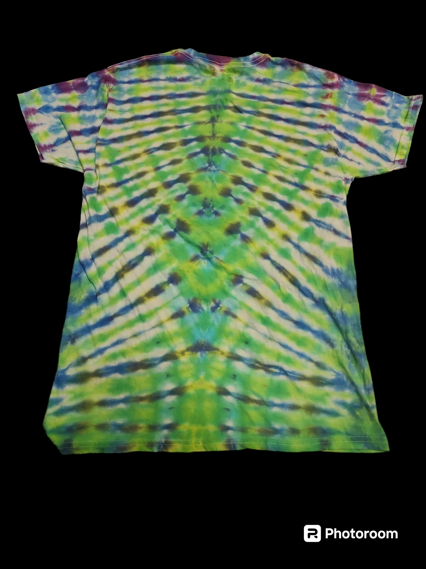 Medium tie dye crew neck 04