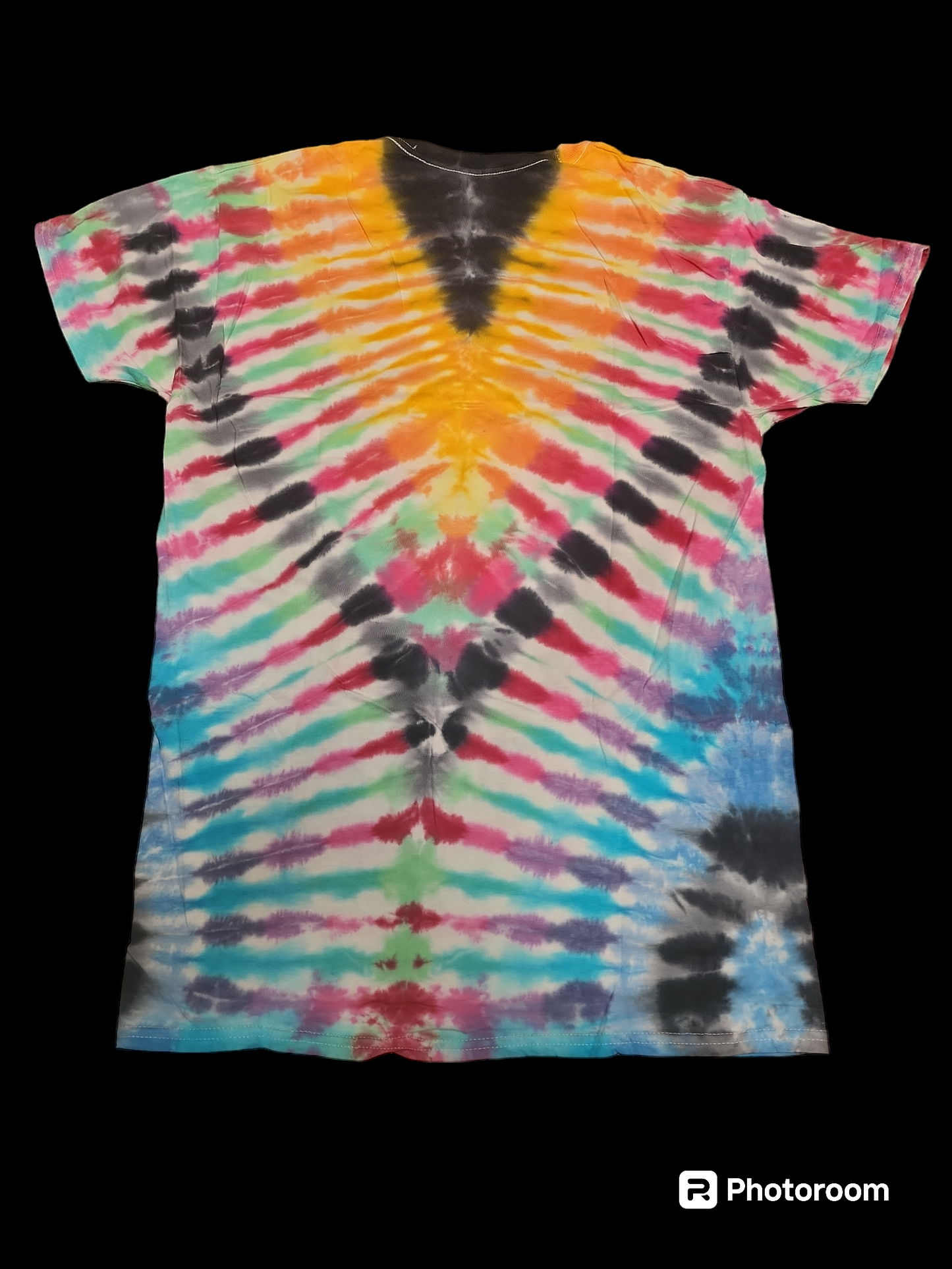 Medium tie dye crew neck 17