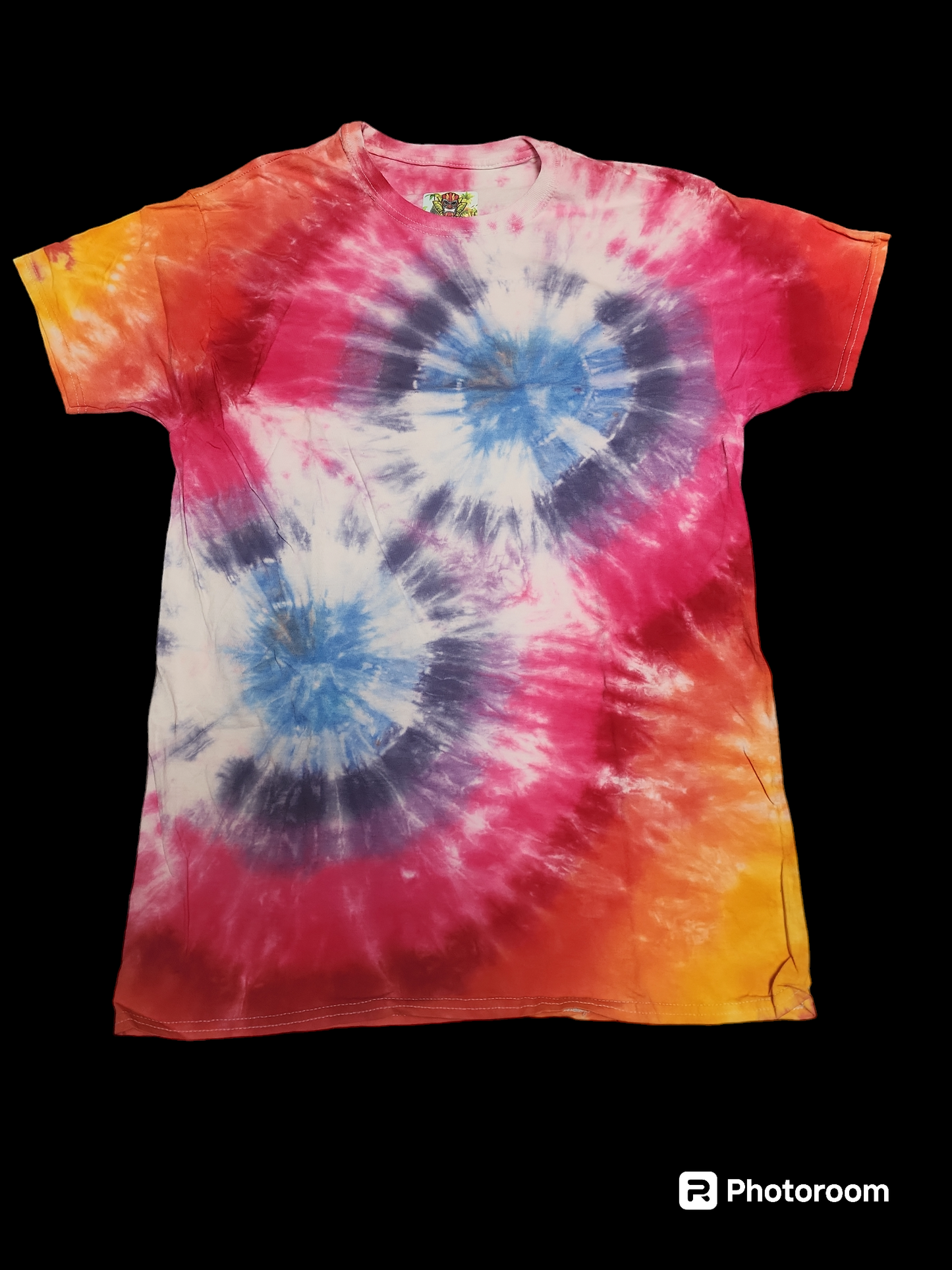 Medium tie dye crew neck 22