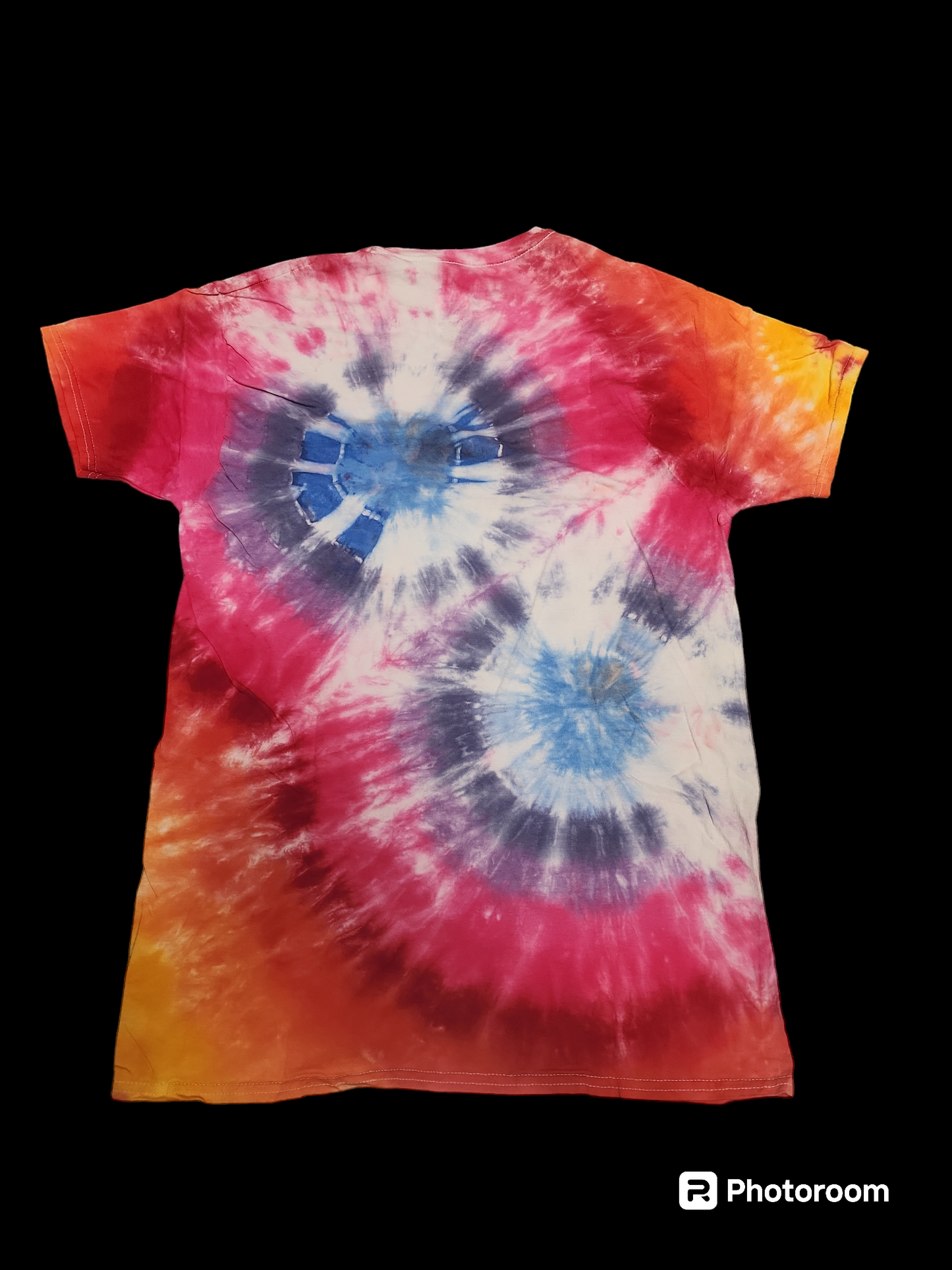 Medium tie dye crew neck 22