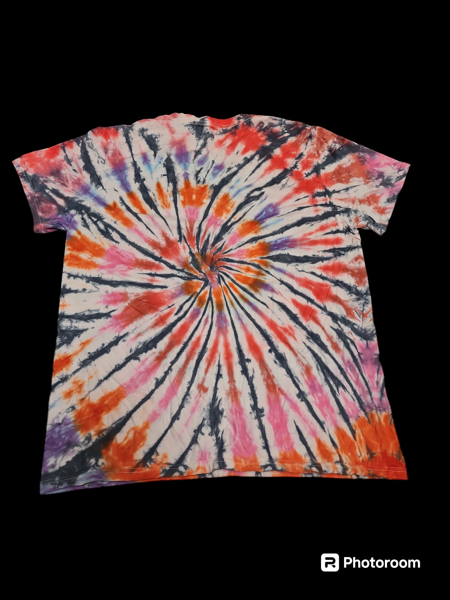 Xl tie dye v neck 01