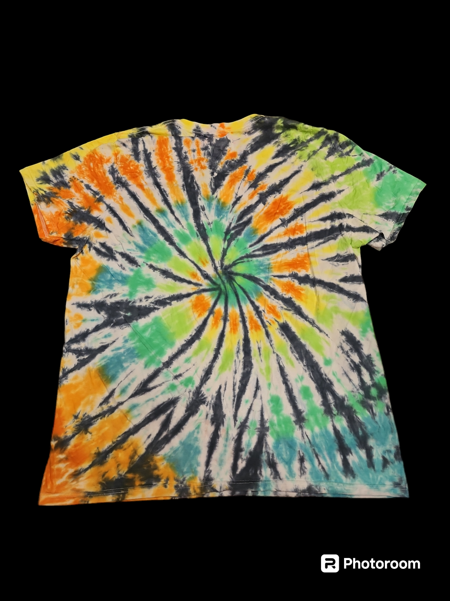 Xl tie dye v neck 02