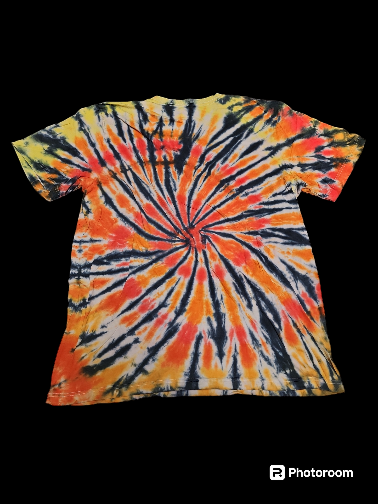 Xl tie dye v neck 12