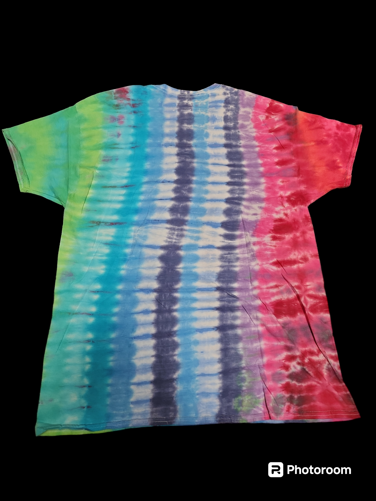 Xl tie dye v neck 16