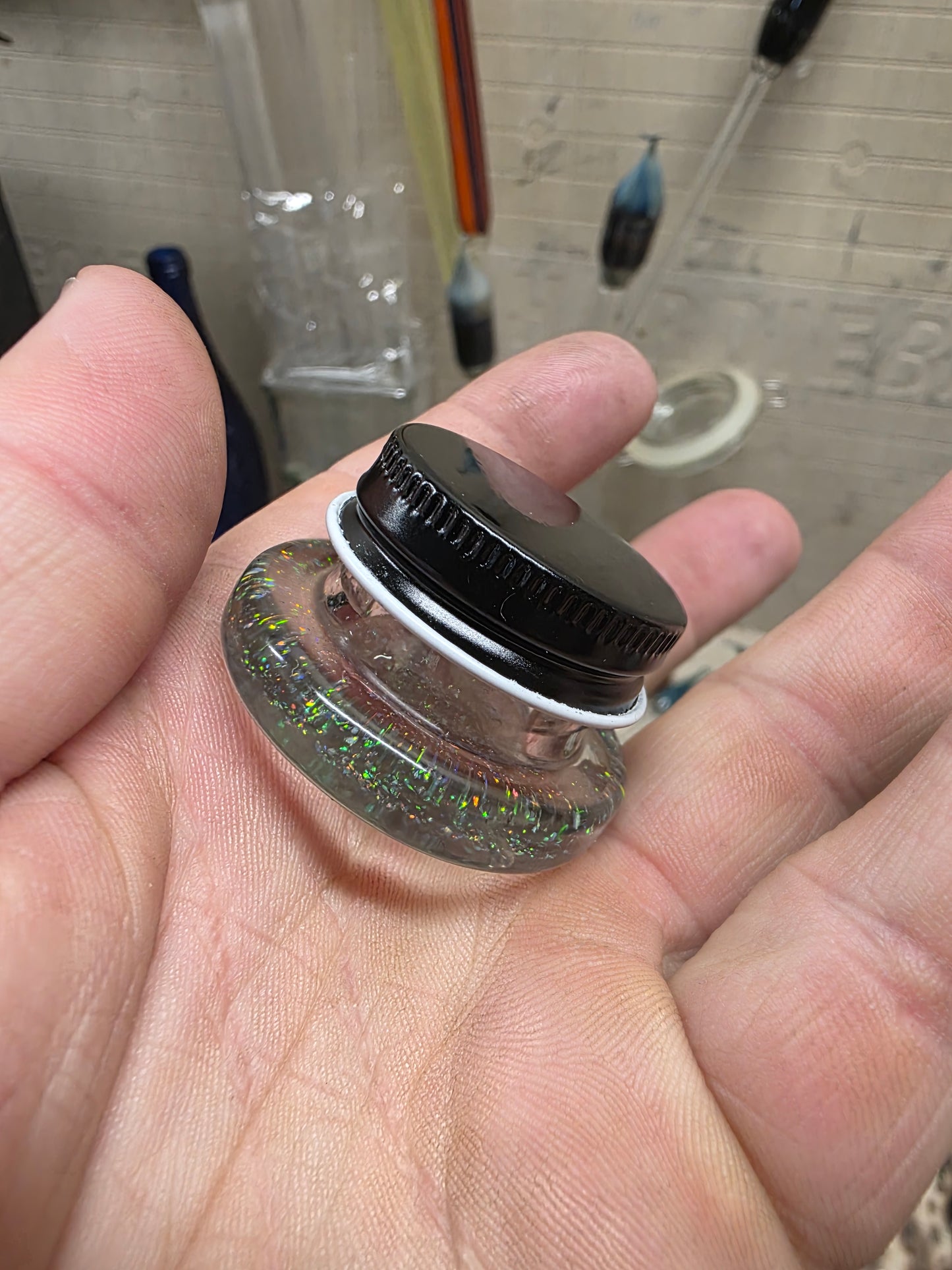 Low pro opal jar