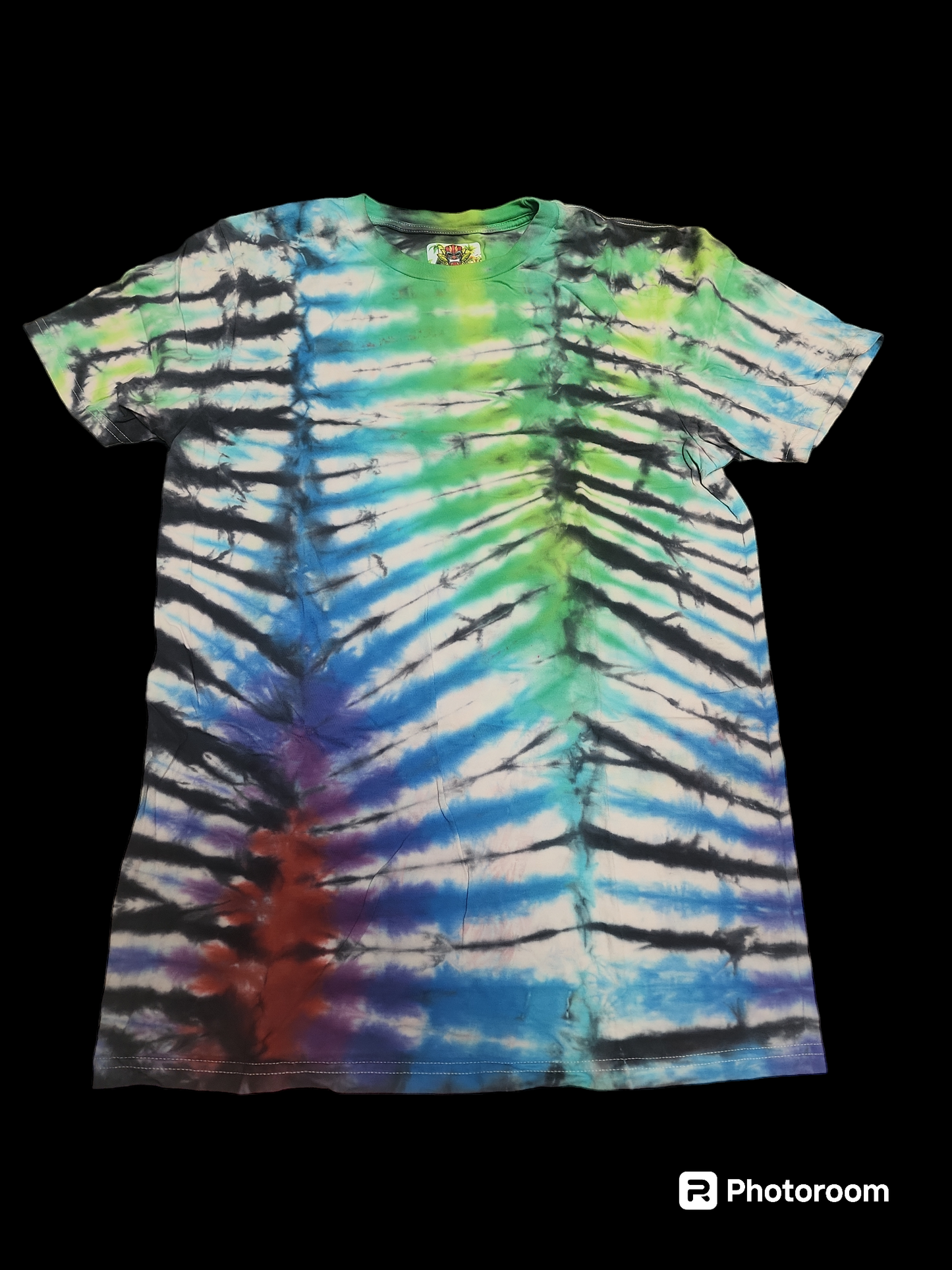 Medium tie dye crew neck 25