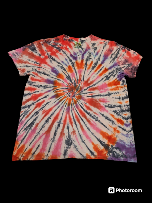 Xl tie dye v neck 01