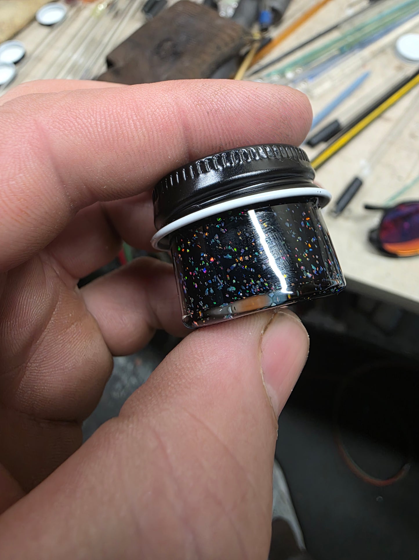 Micro opal blk with spiral bottom jar