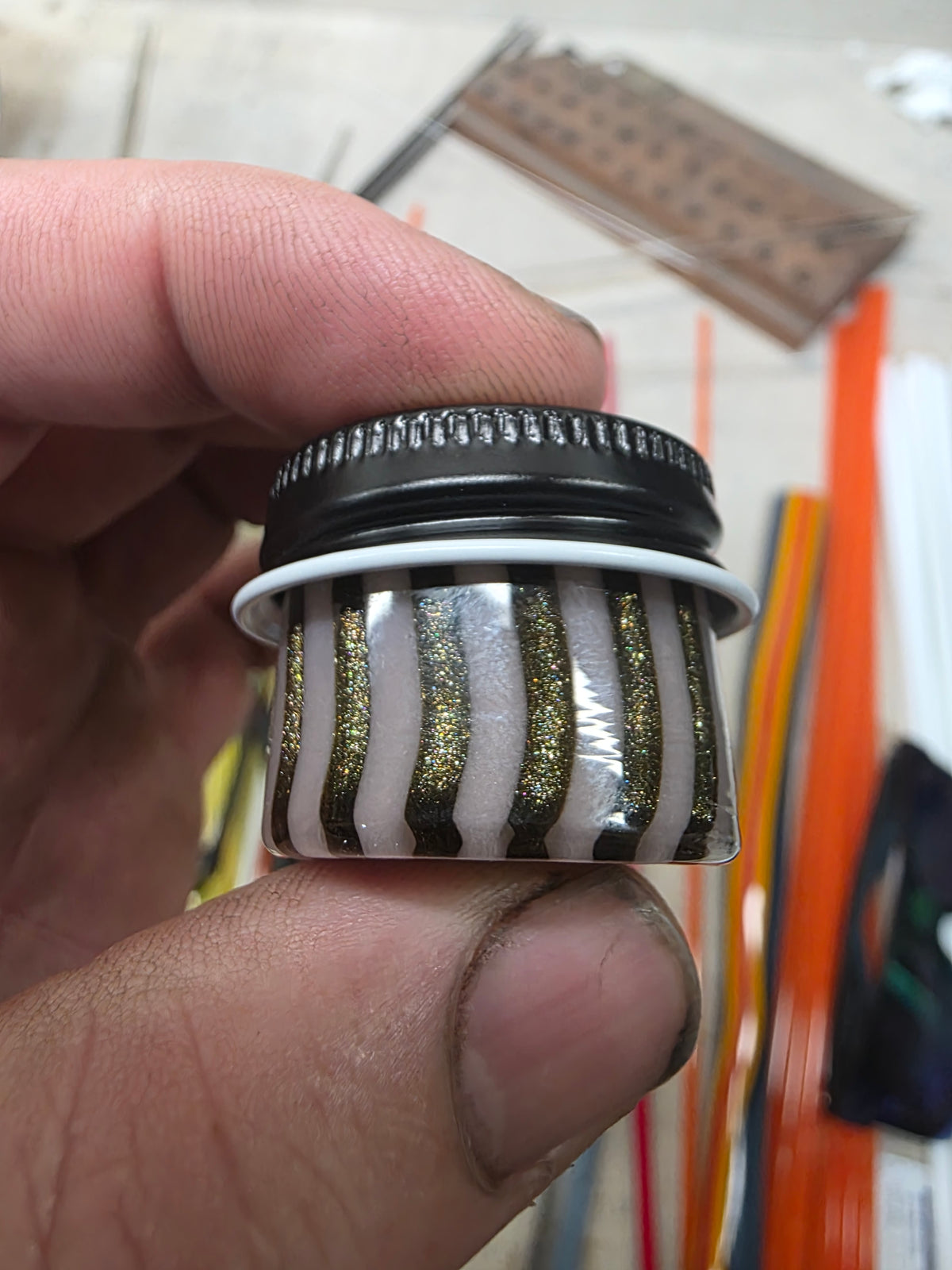 Micro lined jar