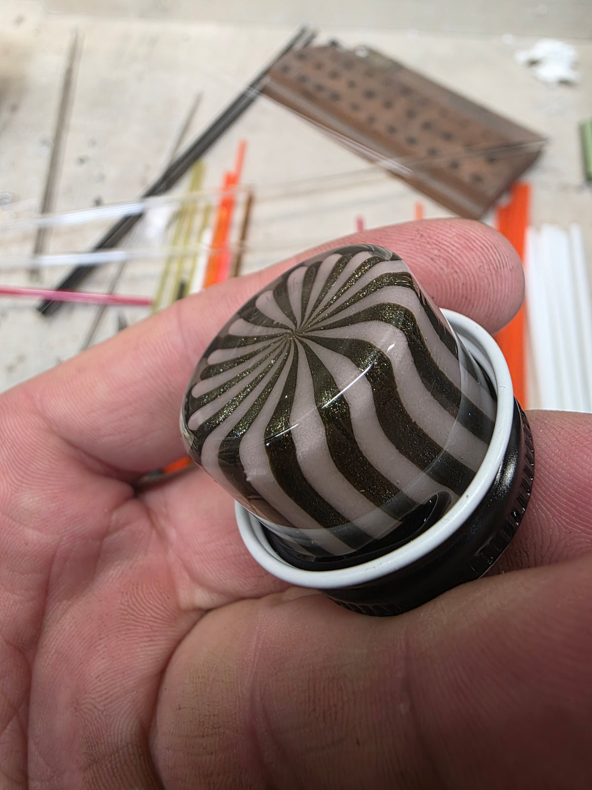Micro lined jar