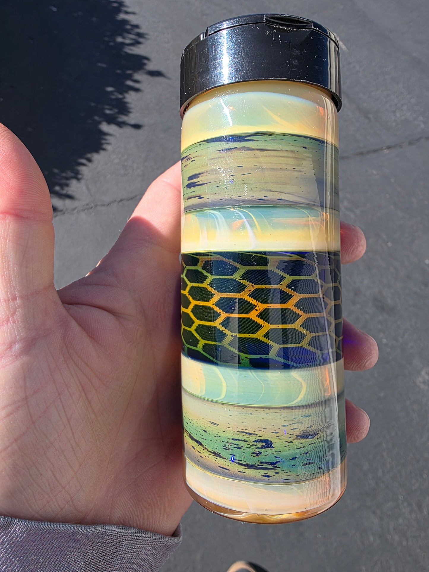 Seasoning jar with honcomb section with gold and silver fume work